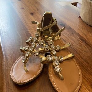 🌺☀️ C Wonder gold sandals leather uppers.